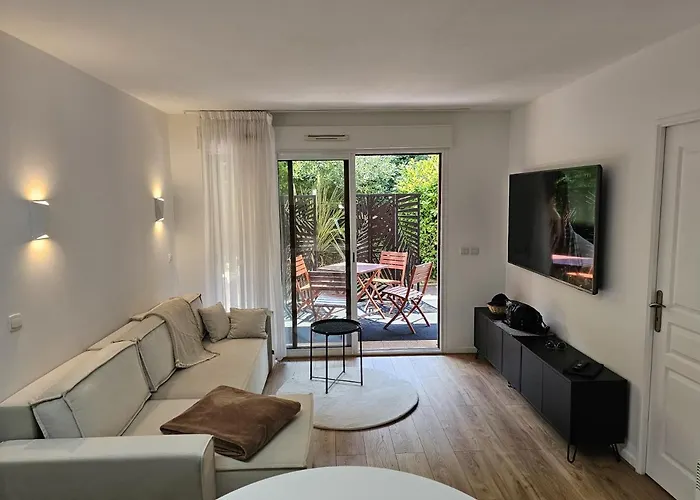 T2 Saint Jean De Luz - Residence Iratzia - 200M Plage - Piscine - Tennis